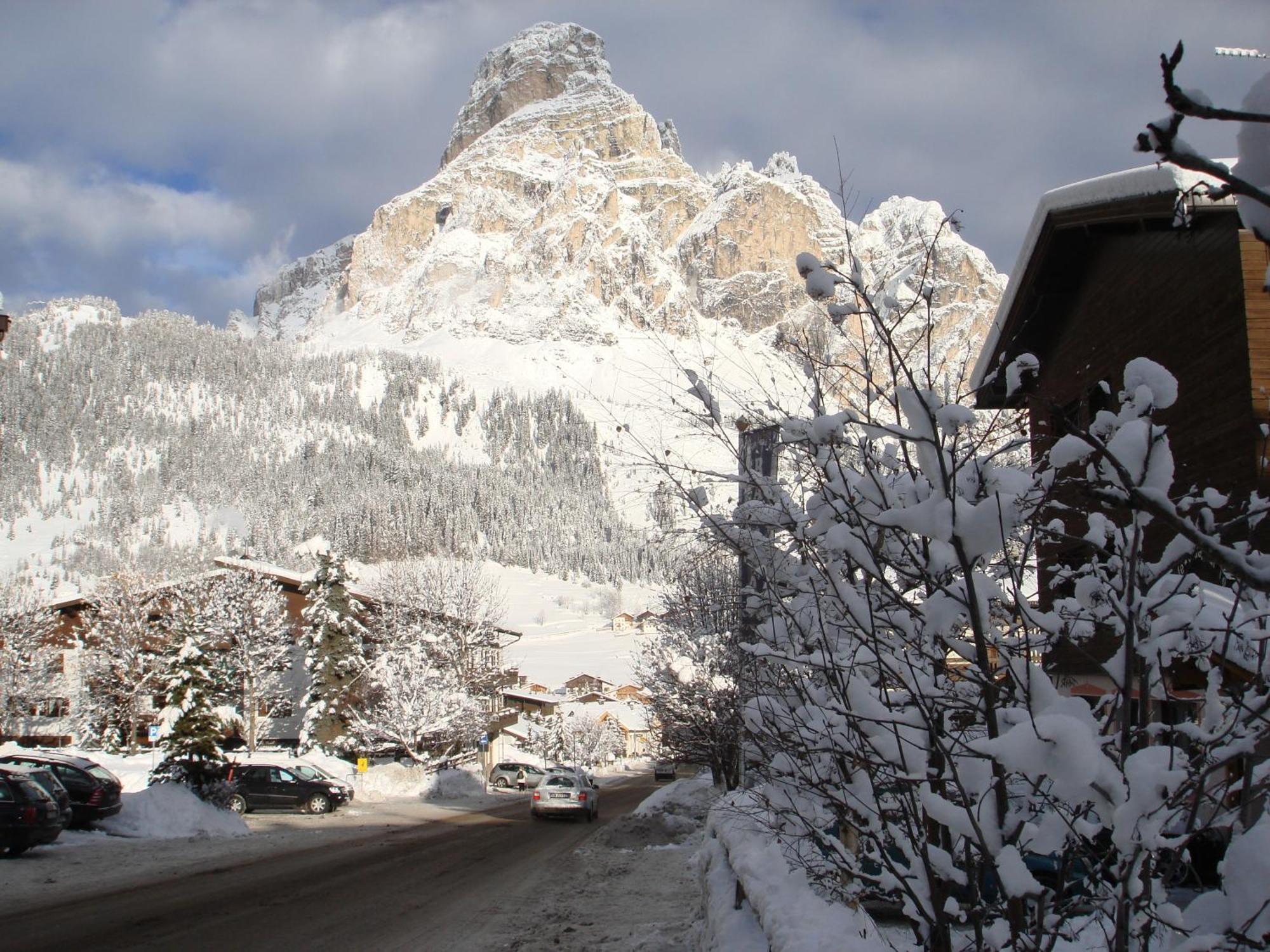 Chalet Madrisa Corvara In Badia Ngoại thất bức ảnh