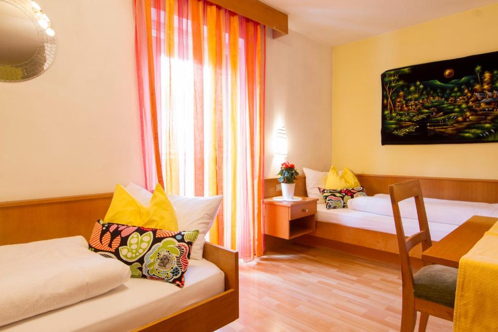 Chalet Madrisa Corvara In Badia Phòng bức ảnh