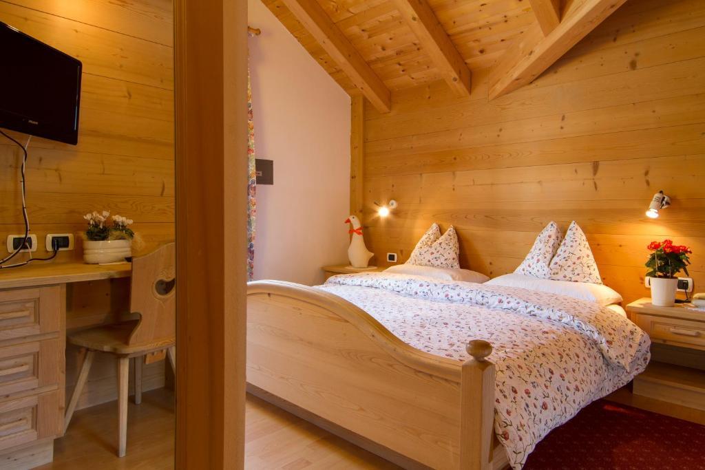 Chalet Madrisa Corvara In Badia Phòng bức ảnh