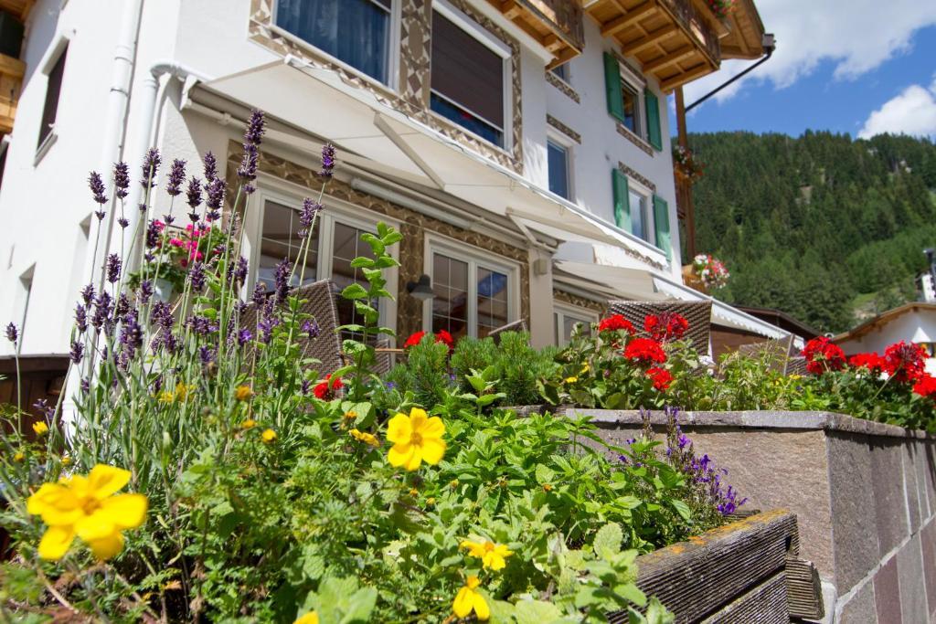 Chalet Madrisa Corvara In Badia Ngoại thất bức ảnh